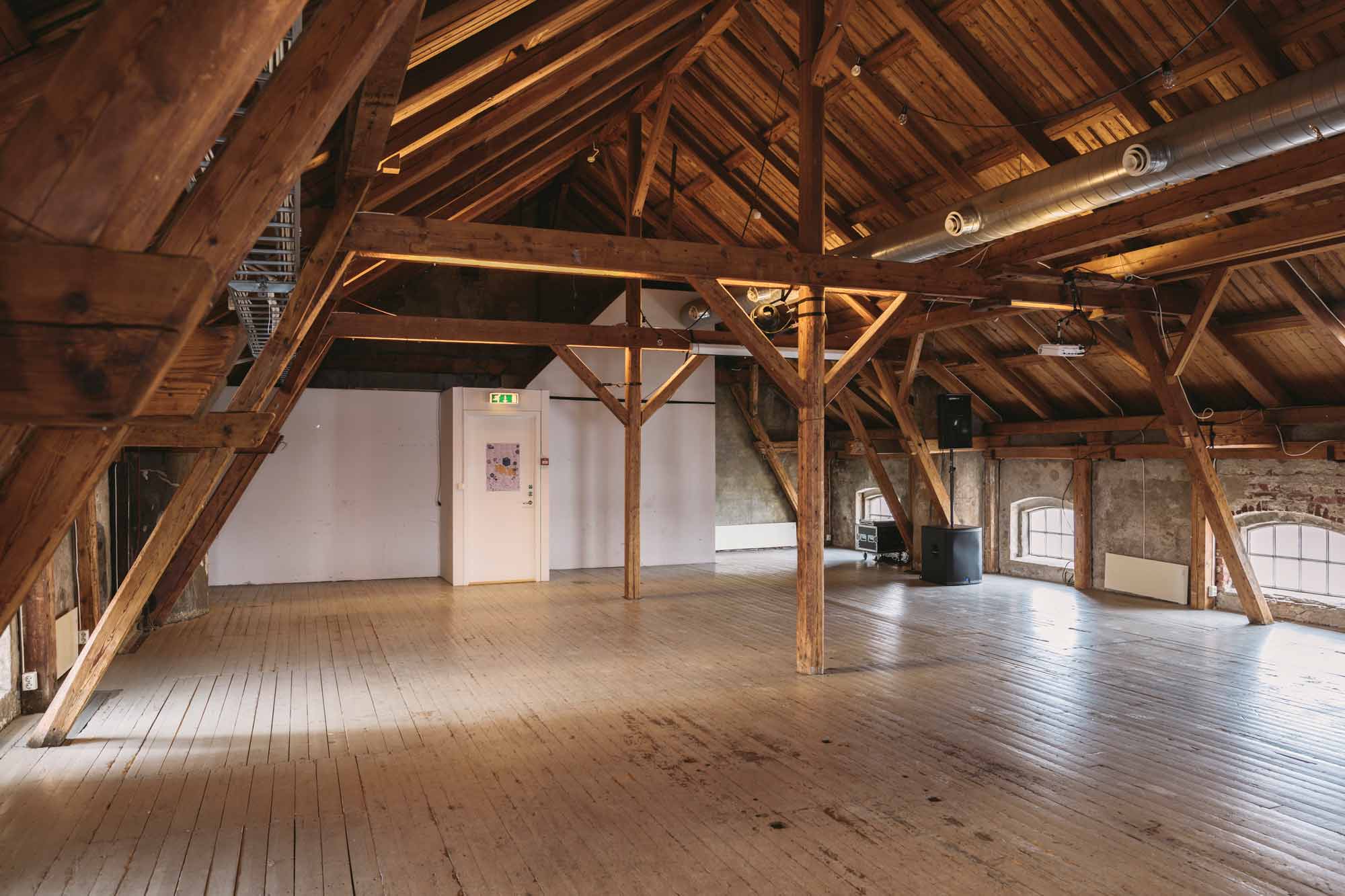 LOFT01