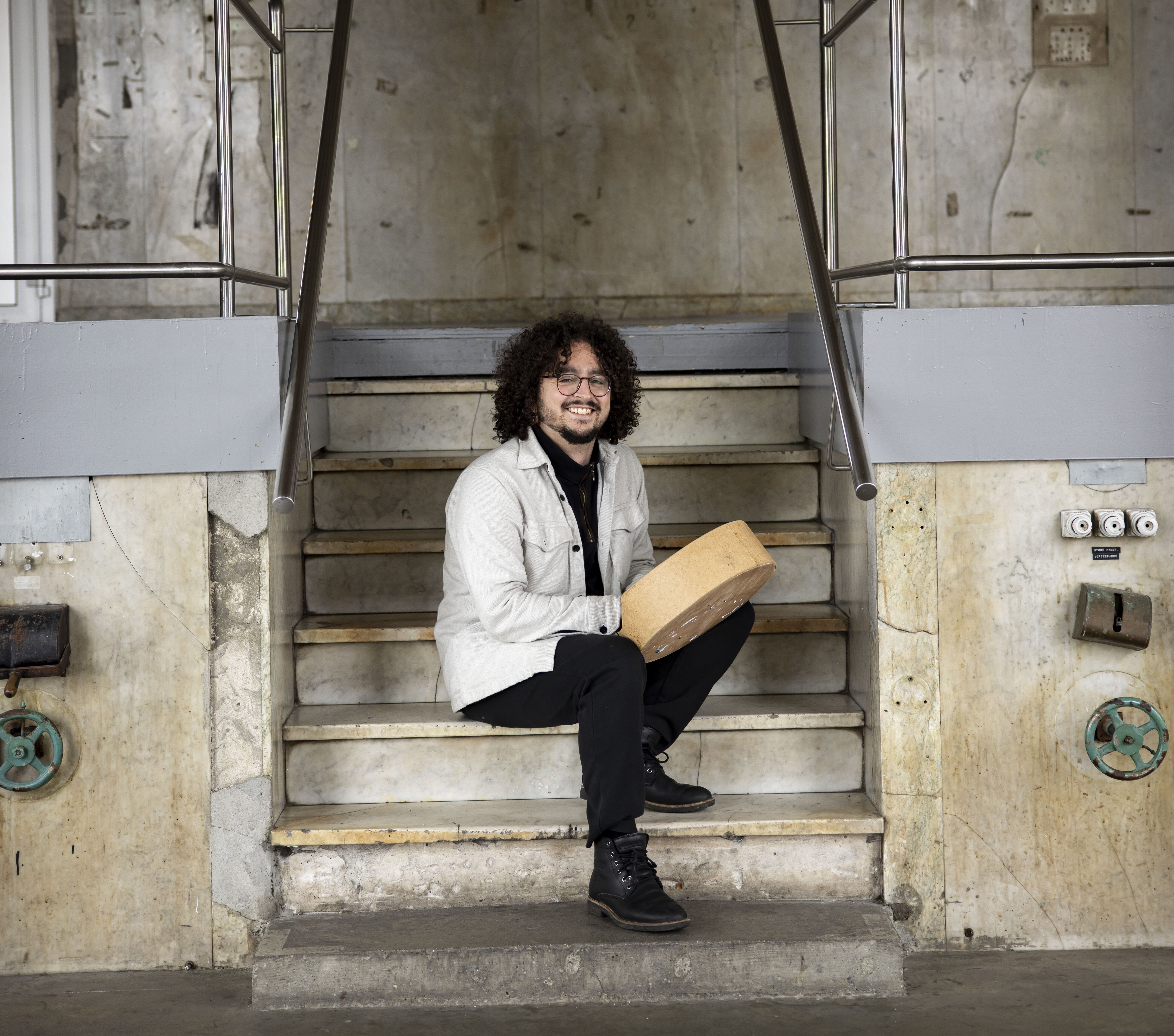 Tou Mentor: – It’s all about helping people meet and make art together